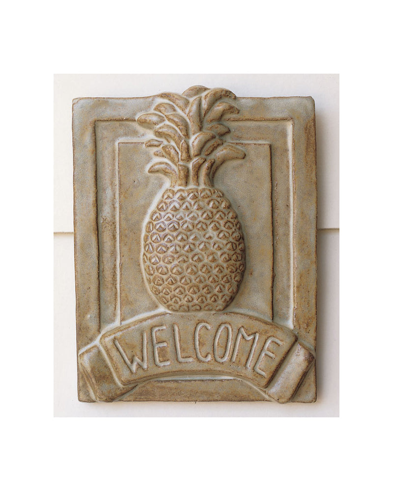 Welcome Sign with Pineapple