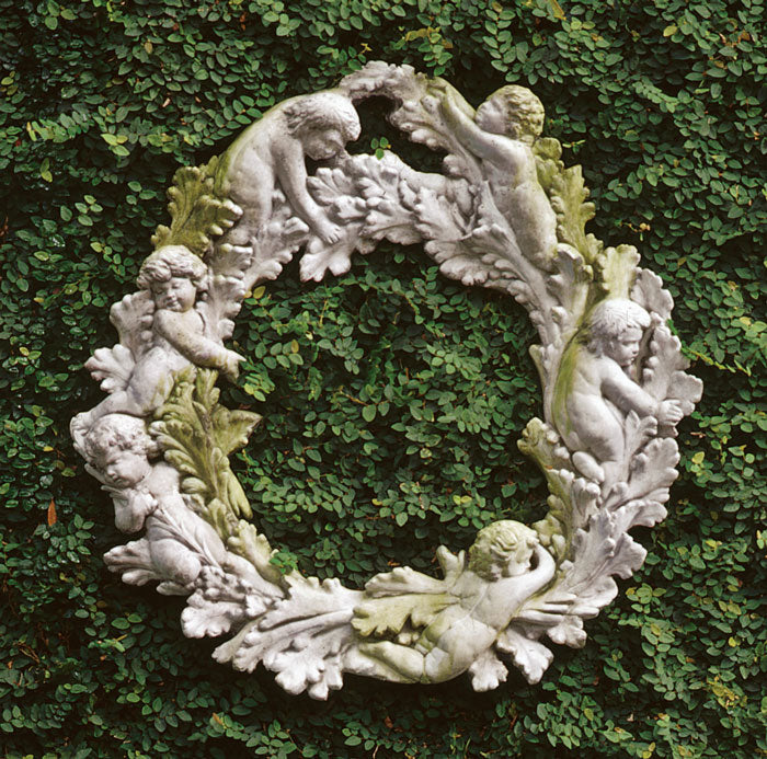 Cherubs with Leaves