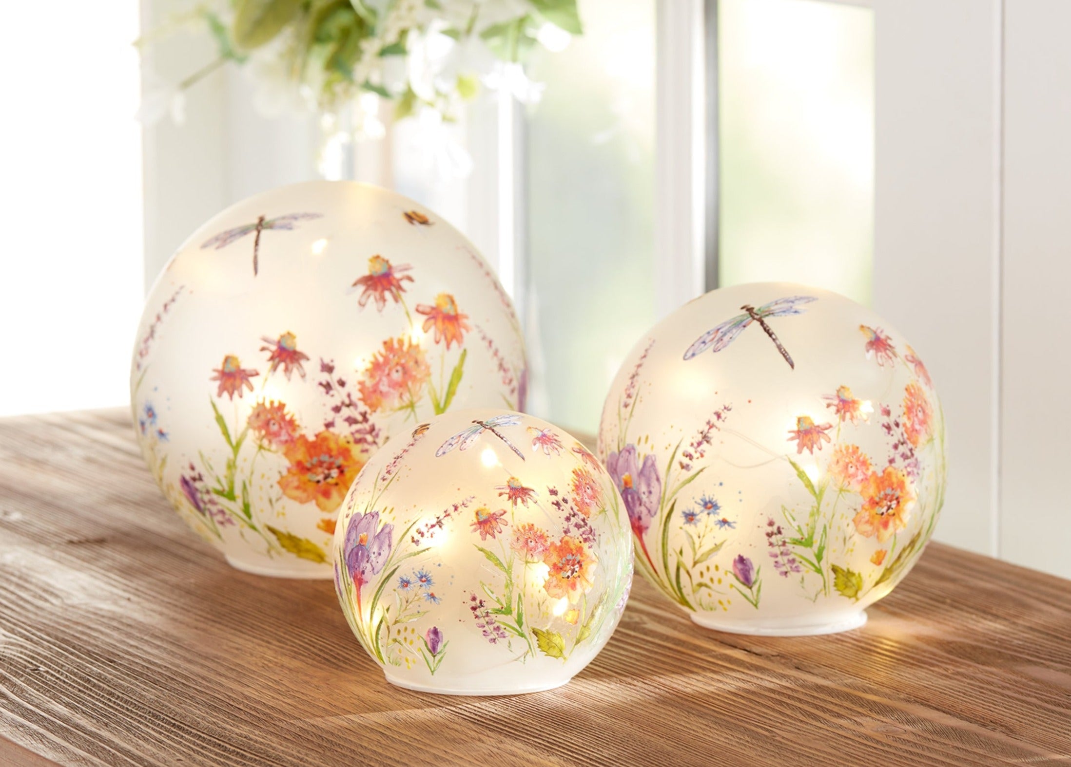 Floral LED Globes (Set of Three) – Charleston Gardens