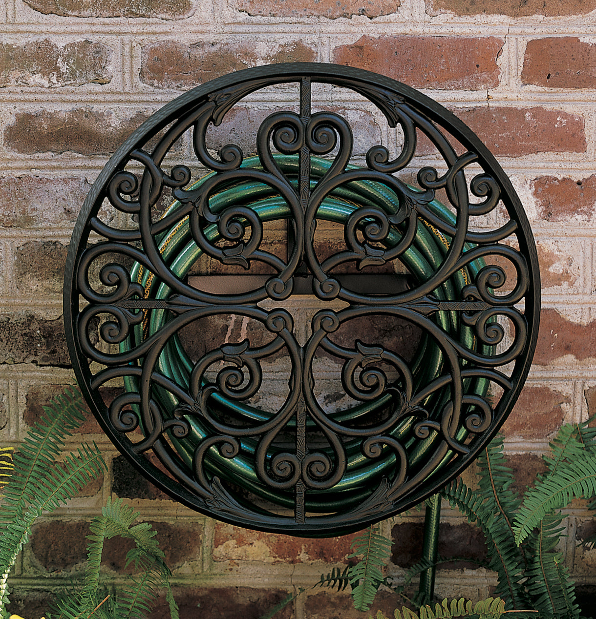 Round Hose Holder